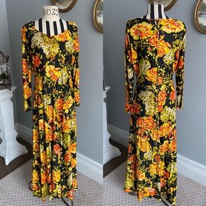 Beautiful true Vintage Dress floral maxi